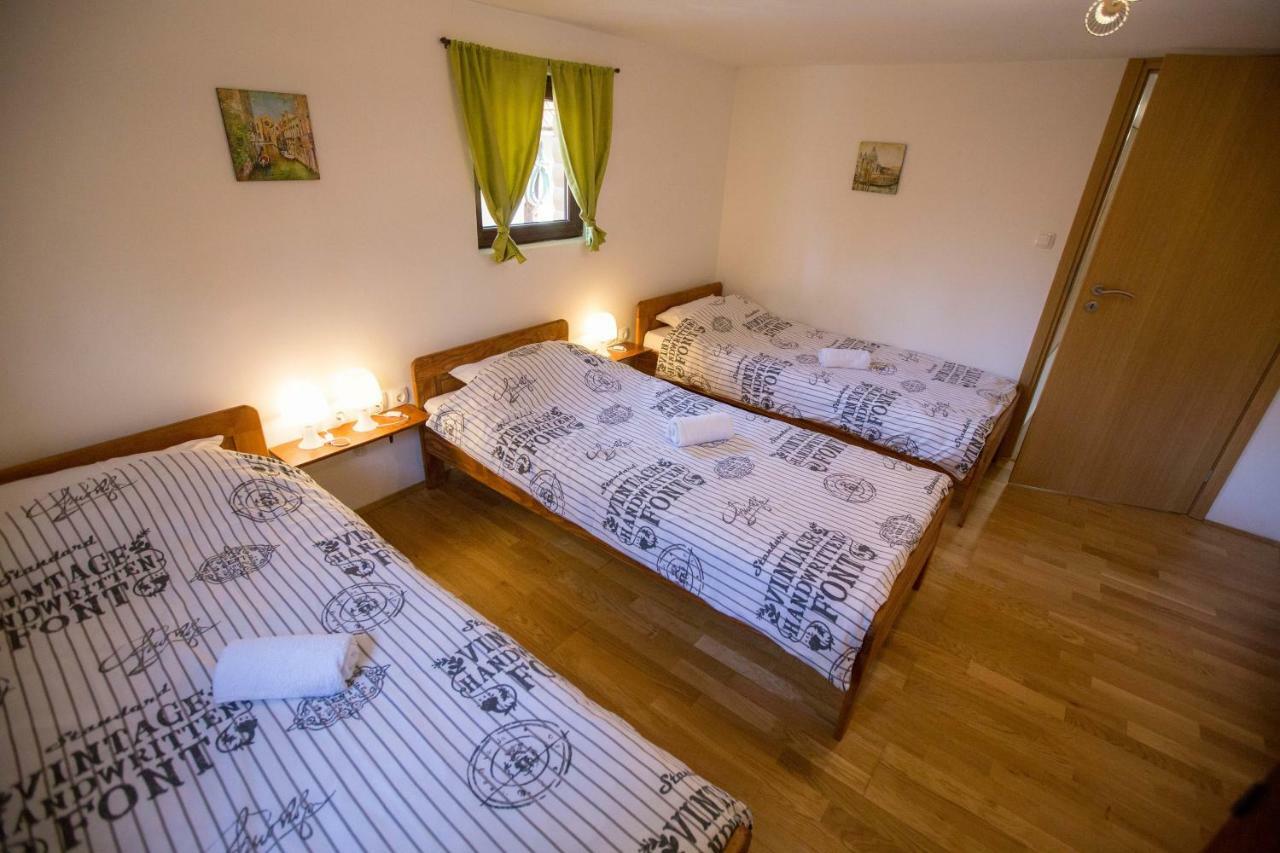Holiday Home Ico Tounj Exteriör bild